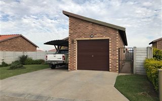 3 Bedroom House in Waterkloof