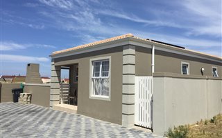 3 Bedroom House in Strandfontein