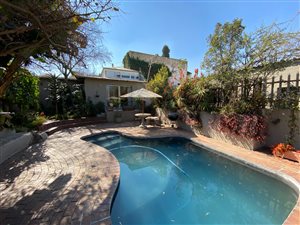 Commercial space in Parkhurst