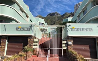 2 Bedroom Apartment in Vredehoek