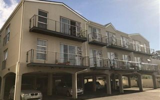 2 Bedroom Apartment in Durbanville