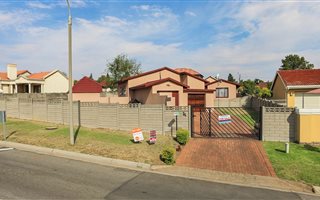 5 Bedroom House in Birch Acres