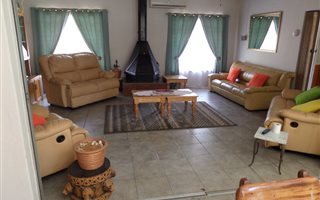 3 Bedroom House in Pierre van Ryneveld