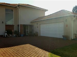 3 Bed House in Raslouw Manor