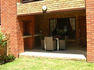 2 Bed Apartment in Sundowner