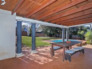 3 Bed House in Hennopspark