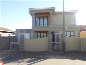 4 Bed House in Browns Farm