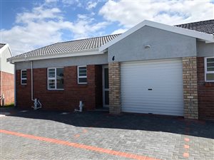 2 Bed Townhouse in Lorraine