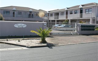 2 Bedroom Apartment in Wetton