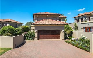 3 Bedroom House in Bromhof