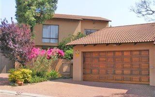 3 Bedroom Cluster in Strathavon