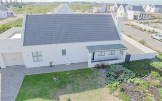 3 Bedroom House in Britannia Bay