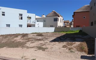 249 m² Land available in Waterfront