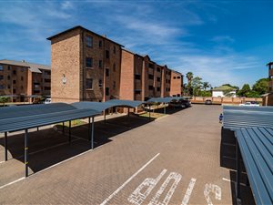 2 Bedroom Apartment in Mnandi AH
