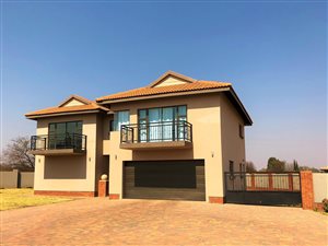 3 Bedroom House in Lifestyle Estate