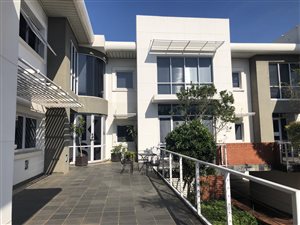 130 m² Commercial space in Umhlanga Ridge