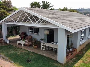 4 Bed House in Greymont