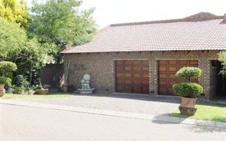 3 Bedroom House in Roberts Estate