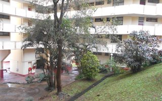 2.5 Bedroom Apartment in Paradise Valley