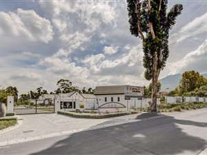 1005 m² Land available in Parel Vallei