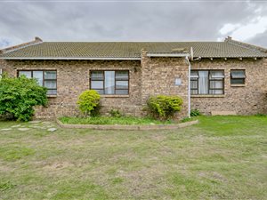 2 Bed House in Bluewater Bay