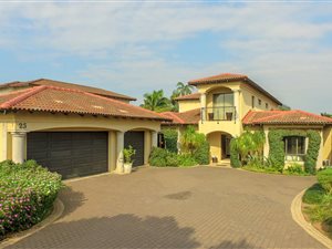 4 Bed House in Umhlali Golf Estate