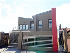 4 Bed House in Pimville