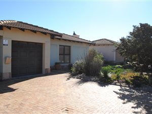 3 Bed House in Langebaan Country Estate
