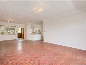 3 Bed Apartment in Illovo