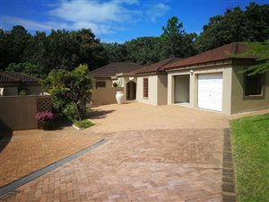 4 Bed Simplex in Southbroom
