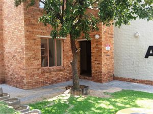 2 Bed Townhouse in Birchleigh