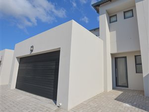 3 Bedroom House in Parklands