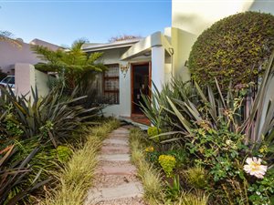 3 Bed Cluster in Ruimsig