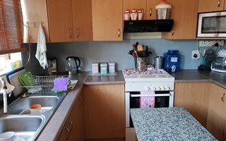 3 Bedroom House in Peerless Park