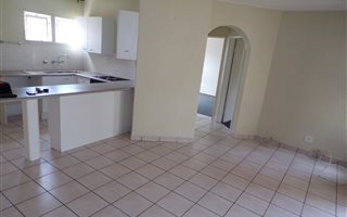 2 Bedroom Townhouse in Bromhof