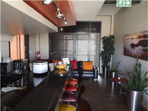 378 m² Office Space in Paulshof