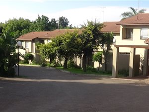 3 Bedroom Duplex in Corlett Gardens