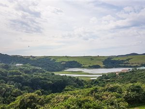 4 Bed House in Morgans Bay