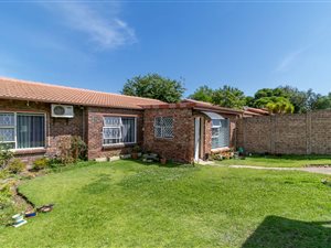 3 Bed Townhouse in Kelvin