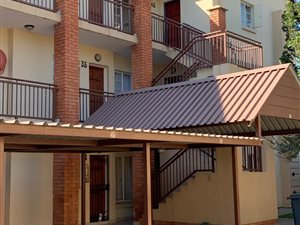2 Bed Apartment in Olievenhoutbosch