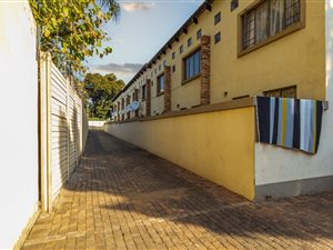 2 Bed Townhouse in Pretoria West