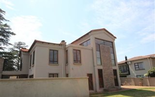 3 Bedroom House in Rietvalleirand