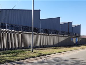 7500 m² Office Space in Vulcania