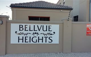 2 Bedroom Apartment in Oakglen