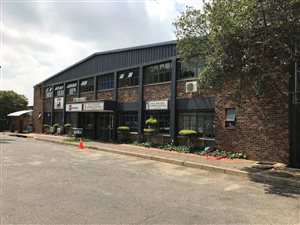 777 m² Industrial space in Benrose