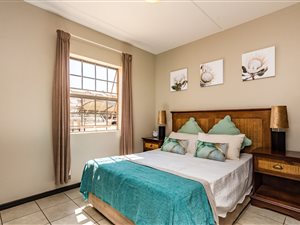 2 Bed Apartment in Clubview