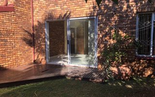 2 Bedroom Apartment in Zwartkop