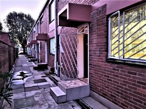 3 Bed Townhouse in Jeppestown