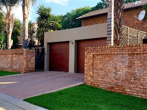 4 Bed Cluster in Kempton Park Central
