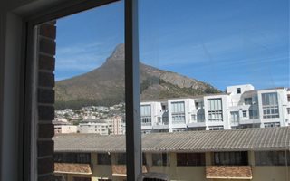 2 Bedroom Apartment in Sea Point